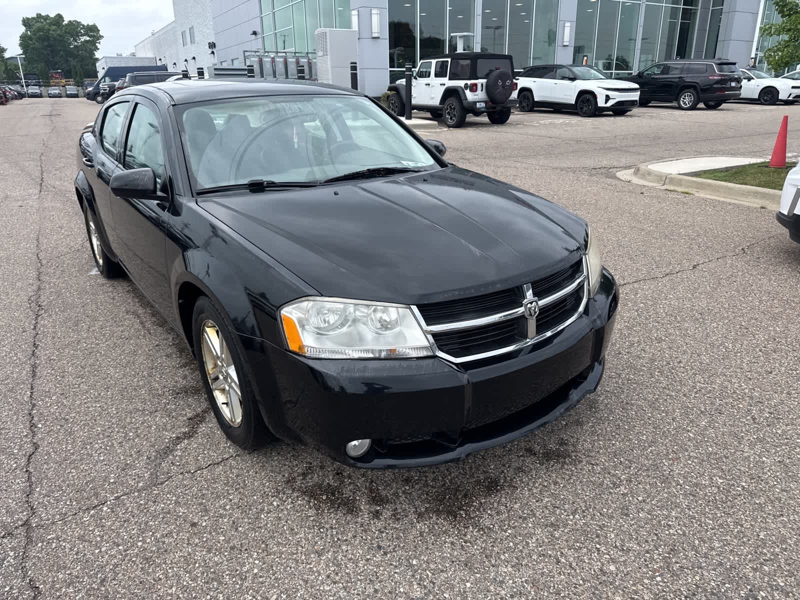 Thumbnail: 2010 Dodge Avenger - 7