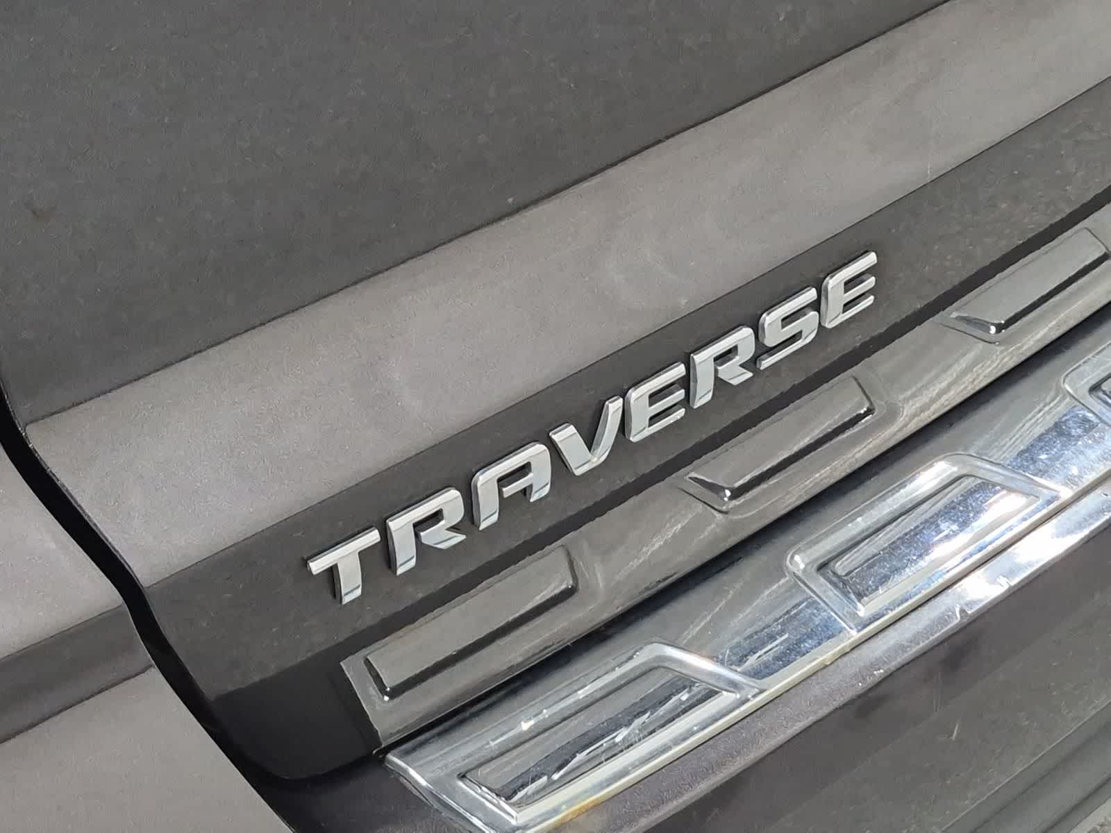 Thumbnail: 2017 Chevrolet Traverse - 13