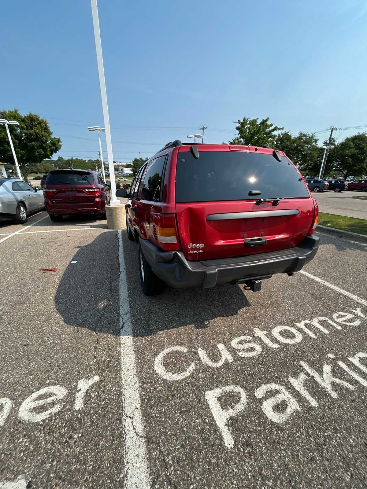 Thumbnail: 2004 Jeep Grand Cherokee - 20
