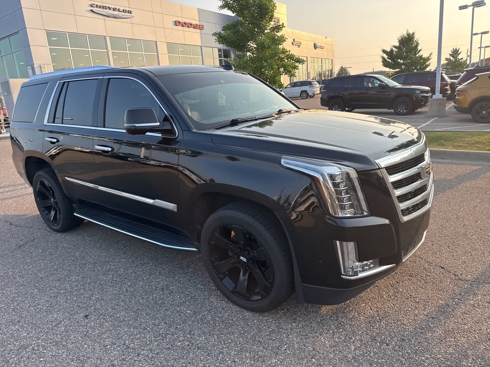 Thumbnail: 2018 Cadillac Escalade - 9