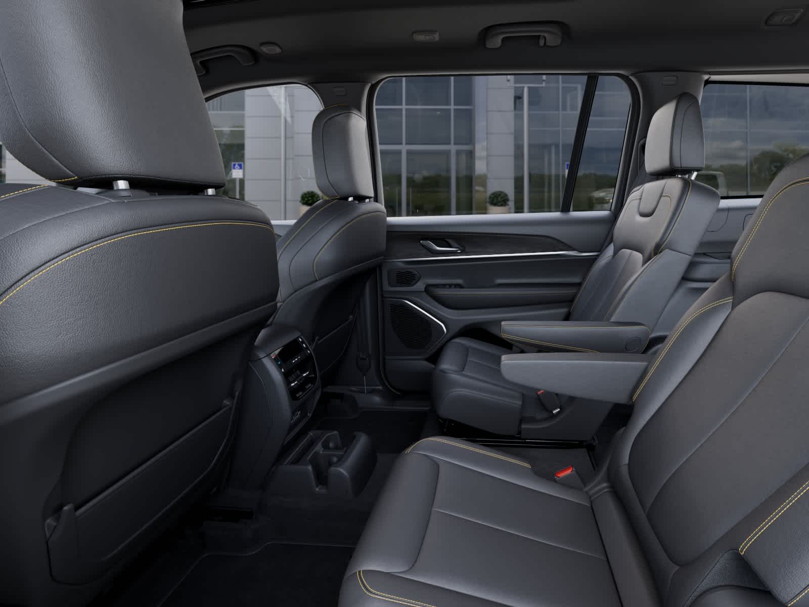 Thumbnail: 2026 Jeep Grand Cherokee L - 23