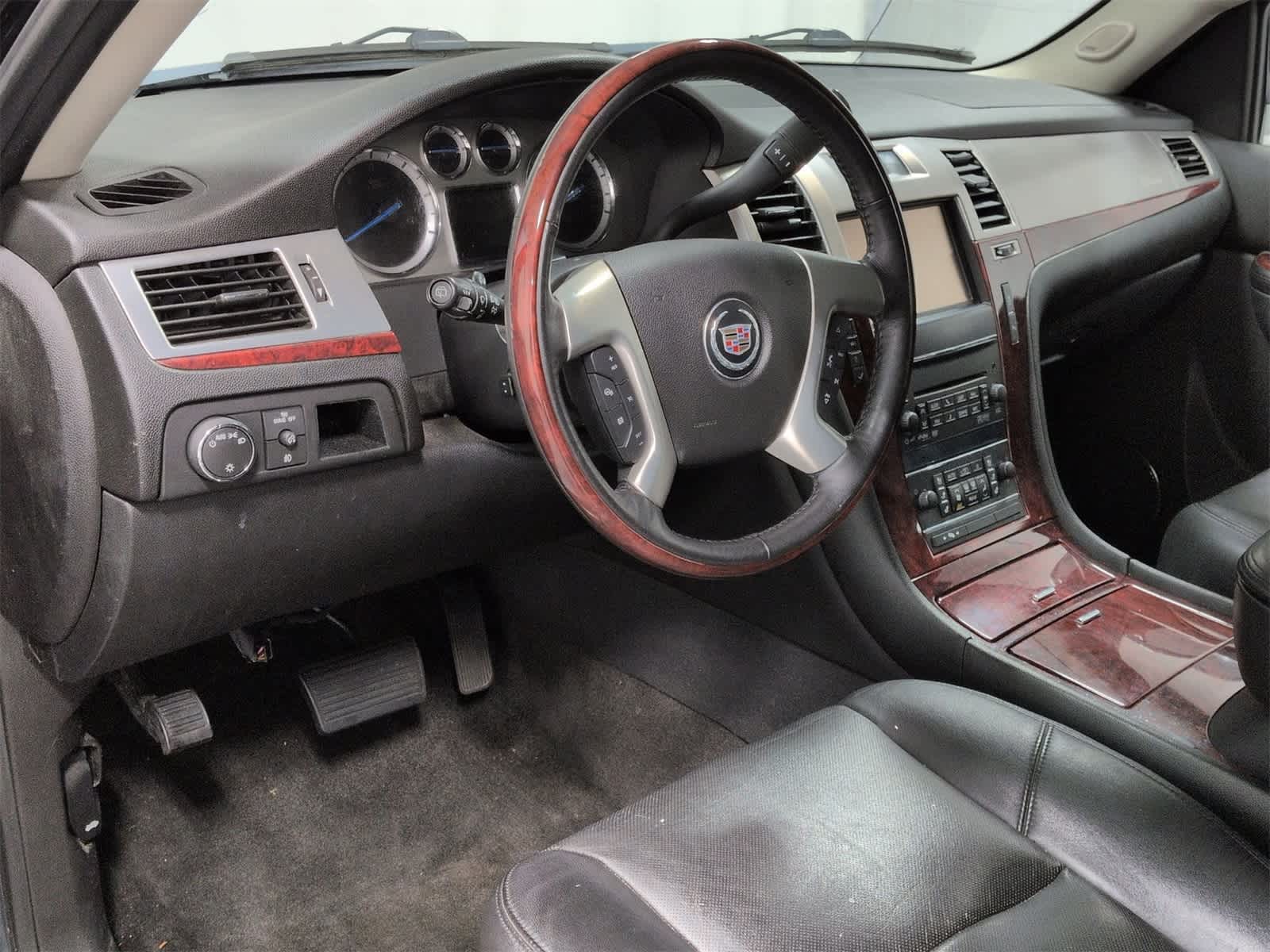 Thumbnail: 2012 Cadillac Escalade - 10