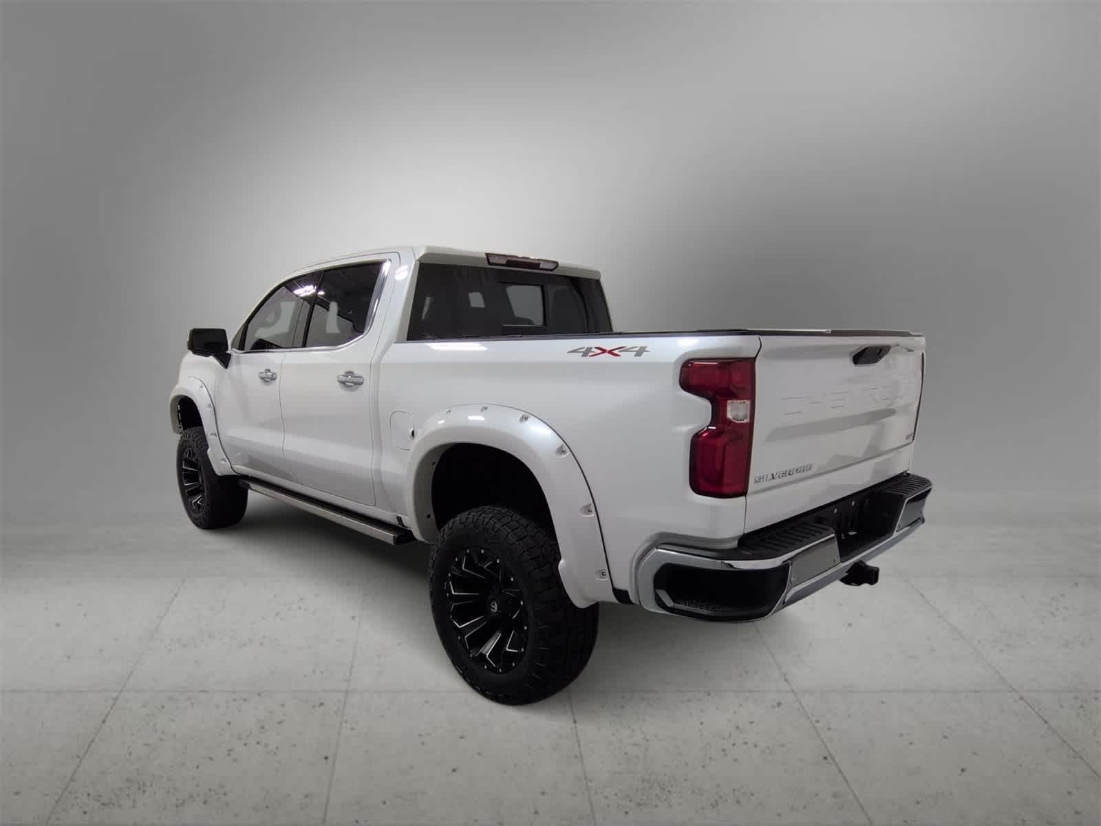 Thumbnail: 2019 Chevrolet Silverado 1500 - 6