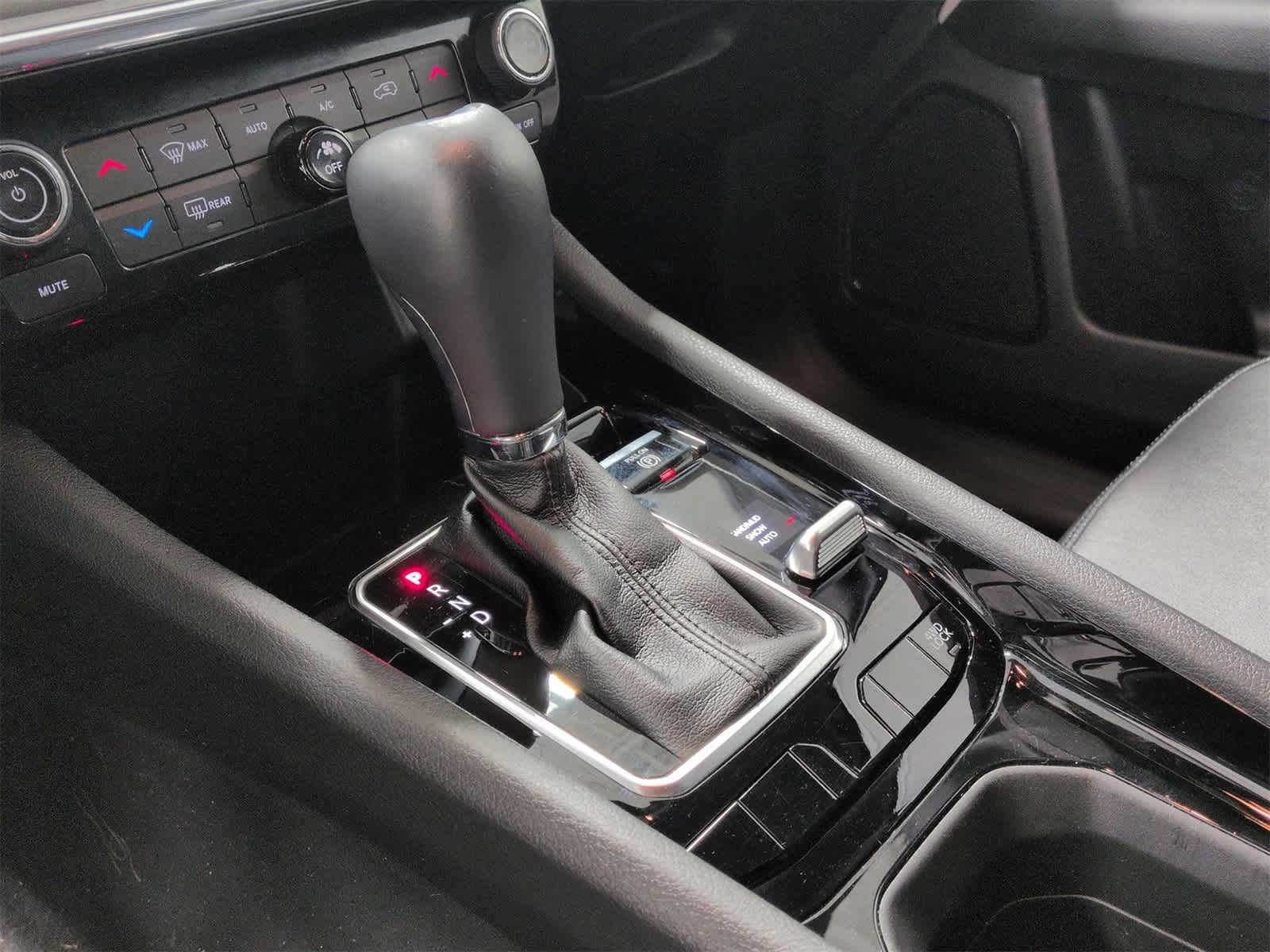 Thumbnail: 2023 Jeep Compass - 31