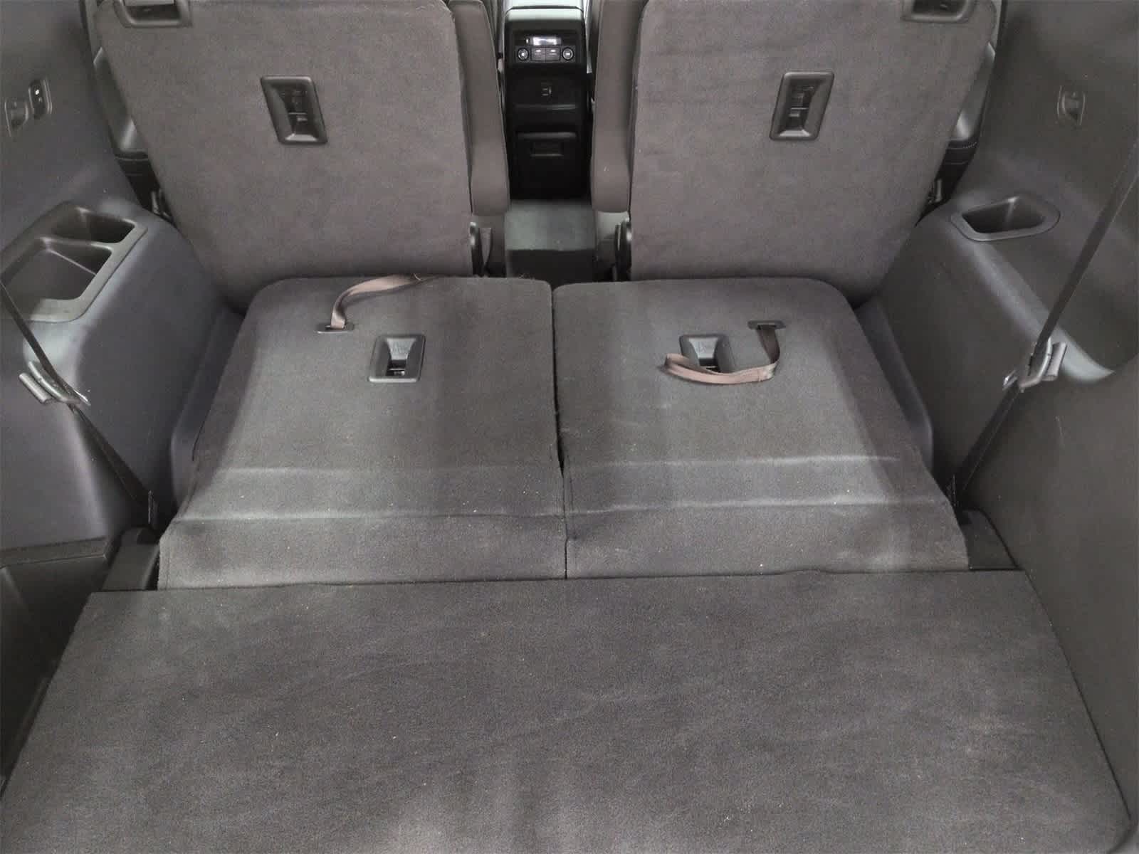 Thumbnail: 2019 GMC Acadia - 32