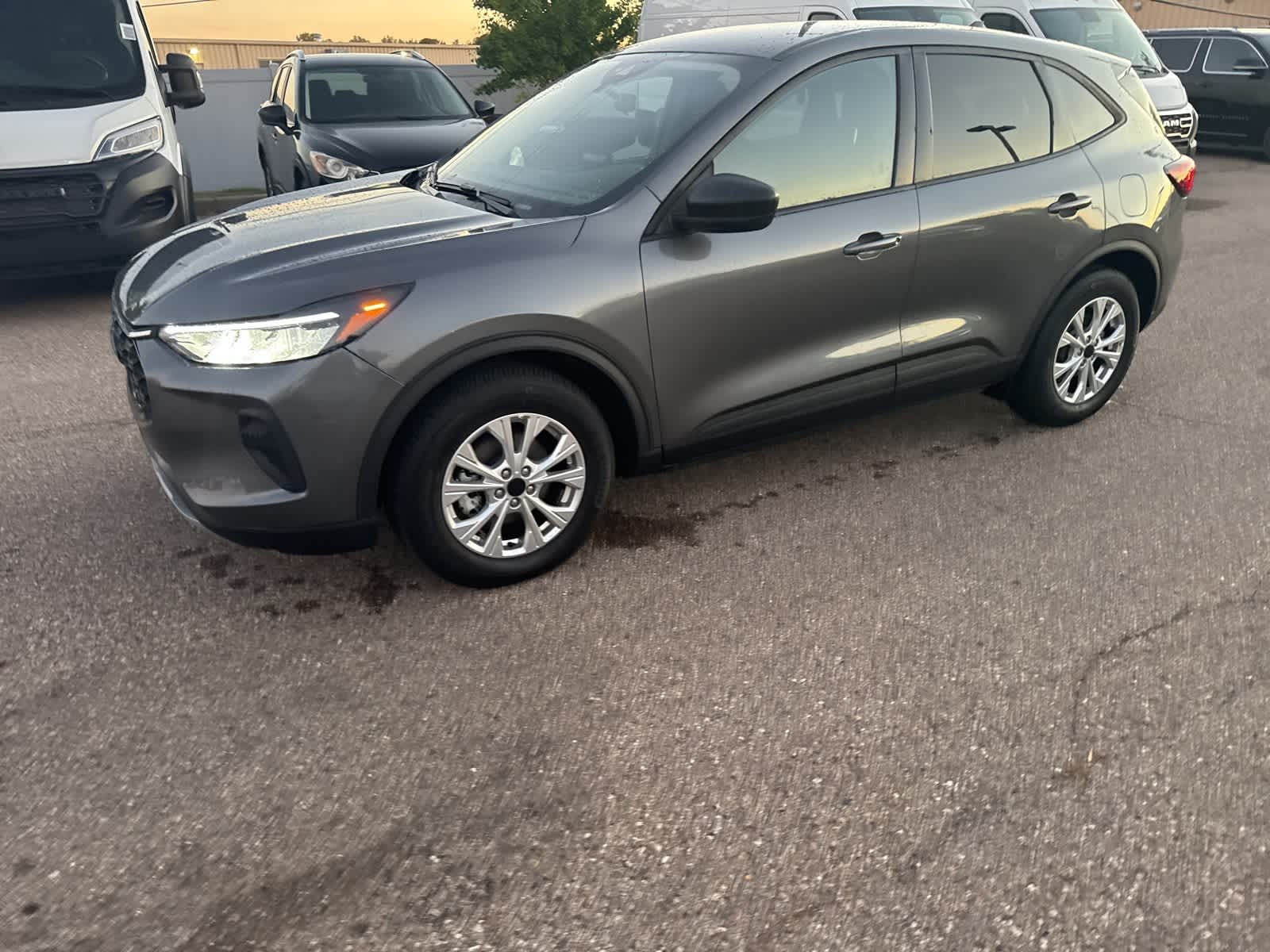 Thumbnail: 2025 Ford Escape - 25