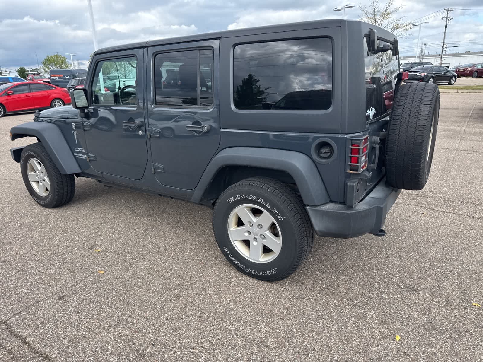 Thumbnail: 2017 Jeep Wrangler - 26