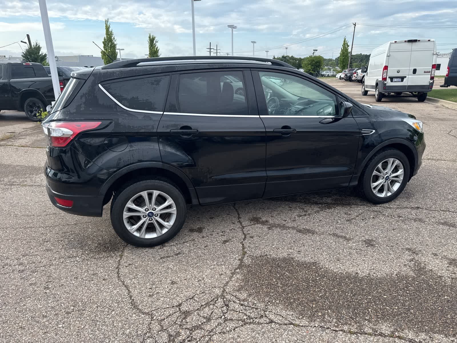 Thumbnail: 2018 Ford Escape - 14