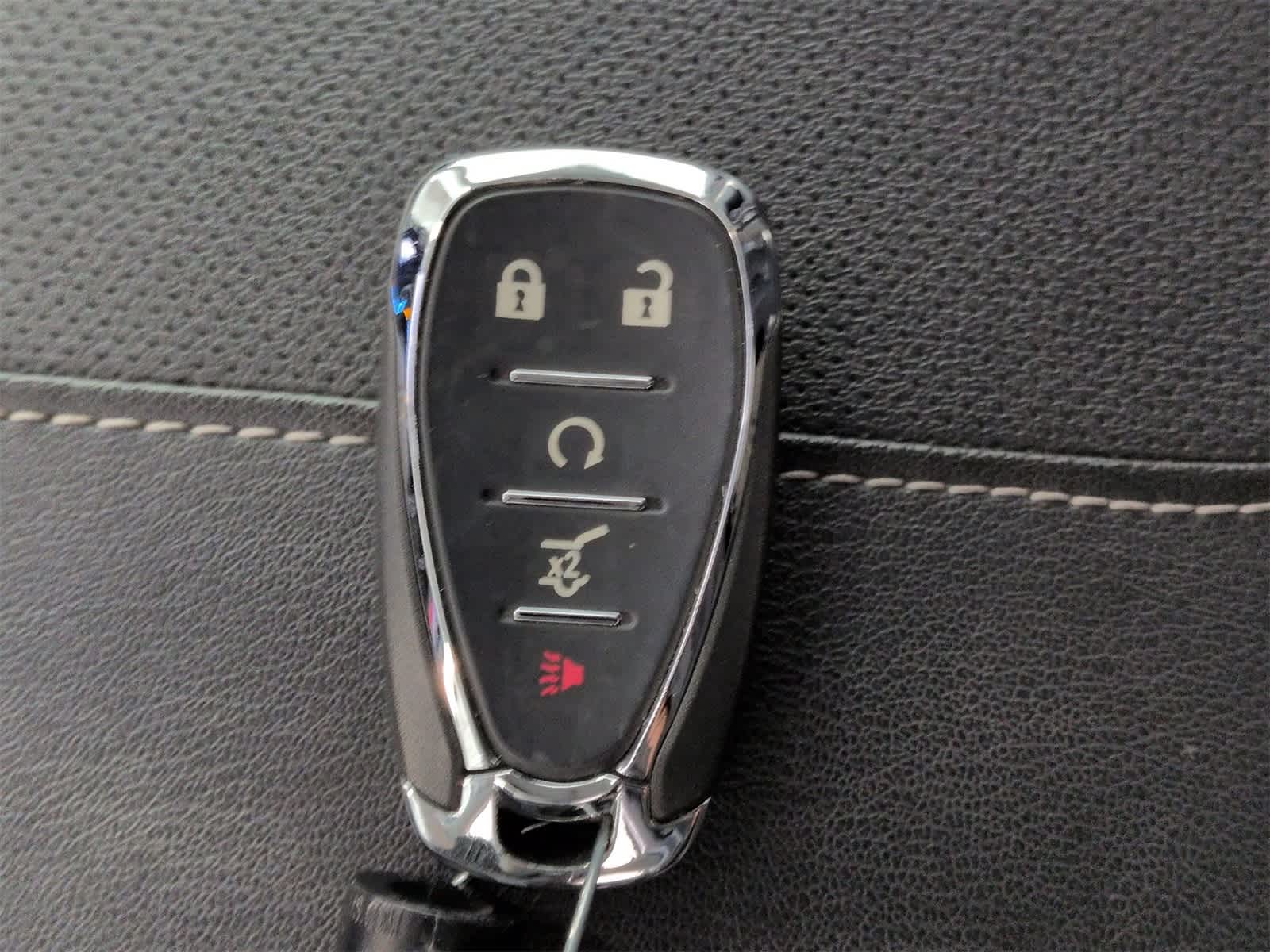 Thumbnail: 2020 Chevrolet Traverse - 38