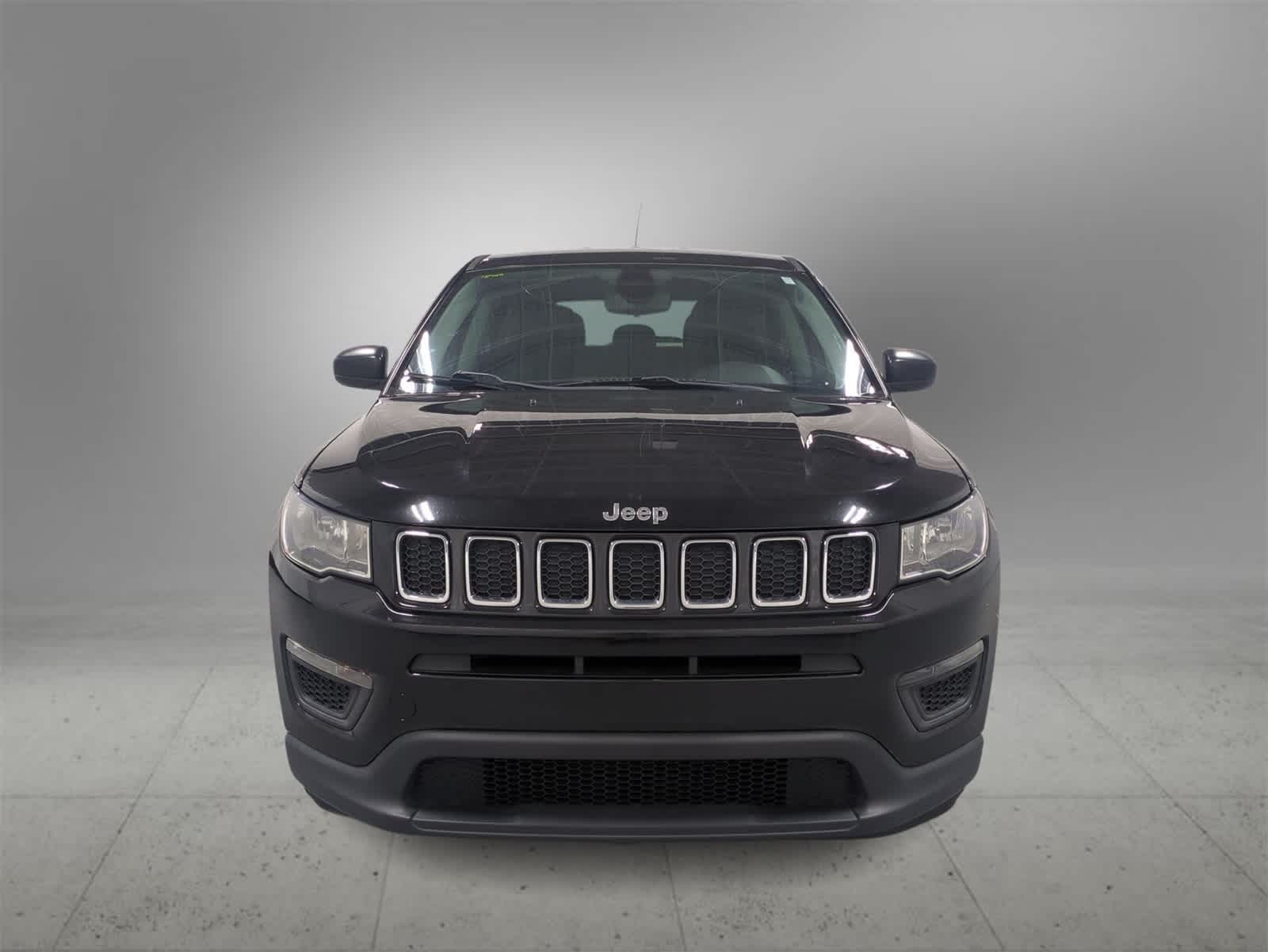 Thumbnail: 2018 Jeep Compass - 3