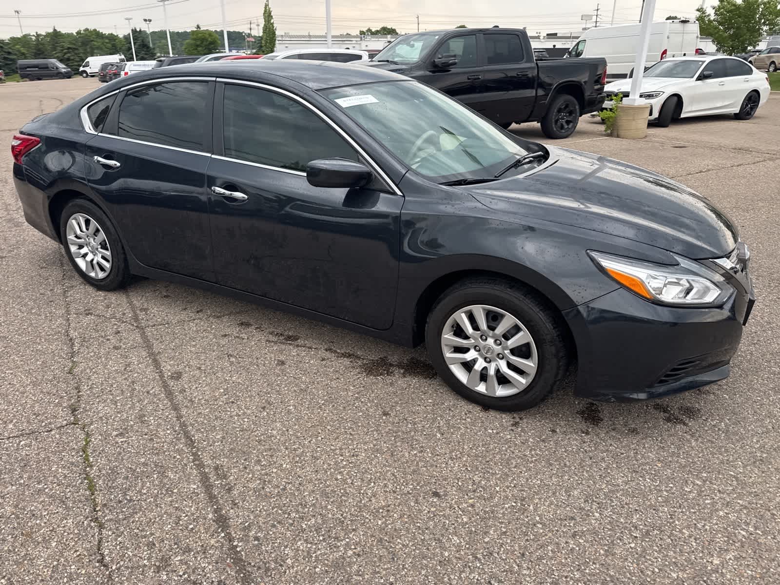 2017 Nissan Altima S 9