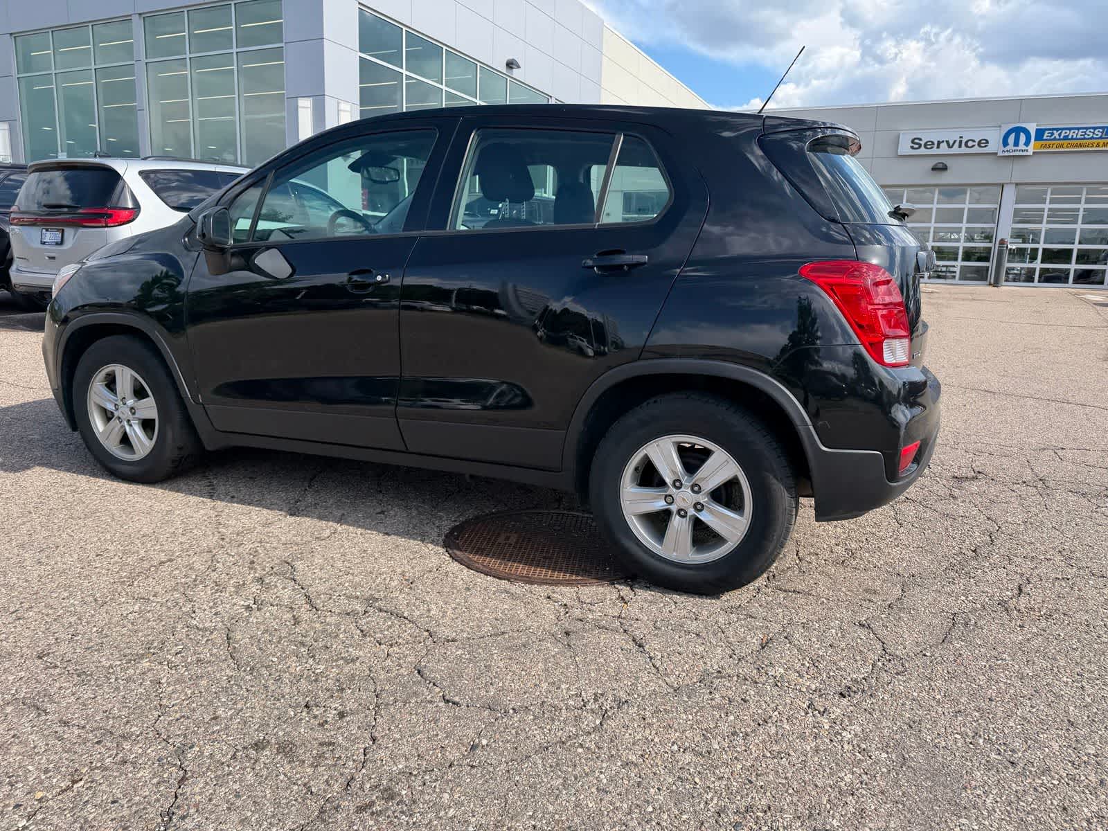Thumbnail: 2020 Chevrolet Trax - 25