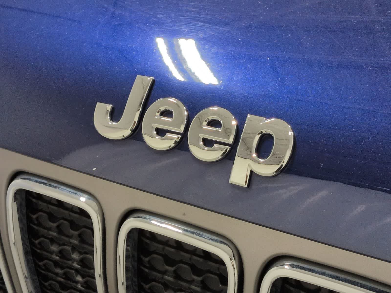 Thumbnail: 2020 Jeep Renegade - 12