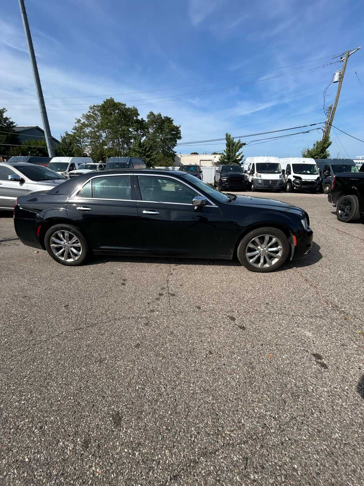Thumbnail: 2016 Chrysler 300 - 14