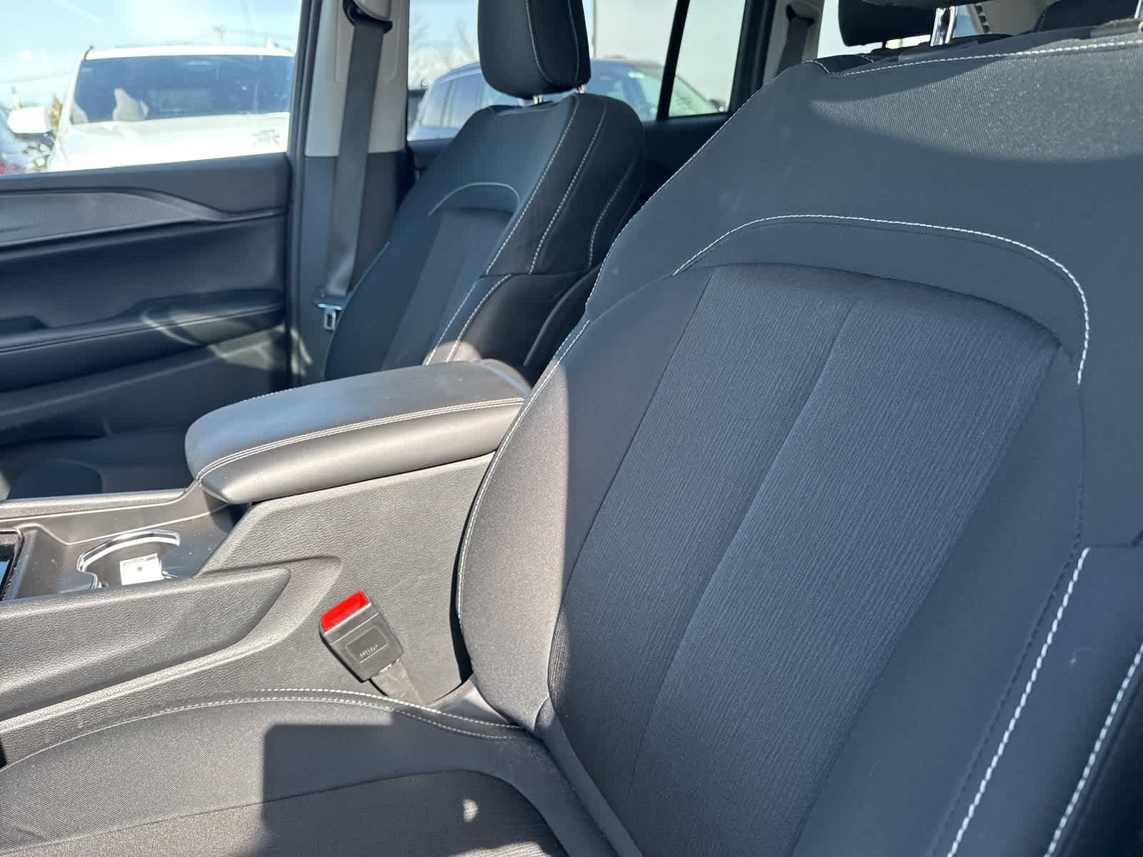 Thumbnail: 2024 Jeep Grand Cherokee - 26