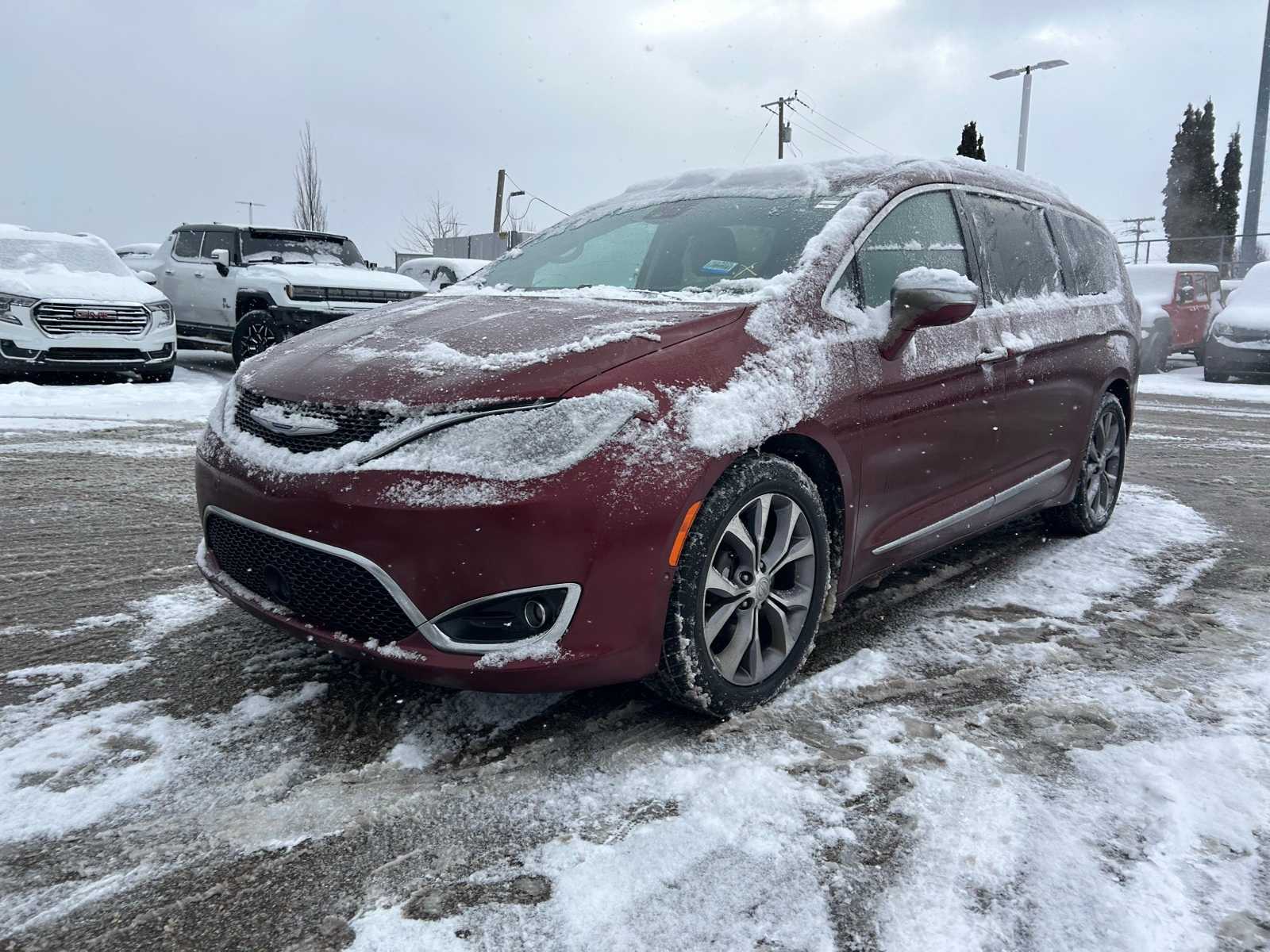 Thumbnail: 2019 Chrysler Pacifica - 4