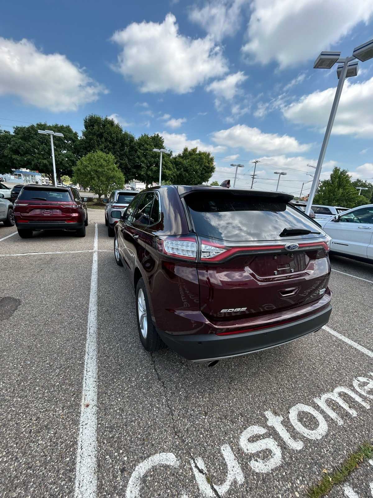 Thumbnail: 2017 Ford Edge - 20