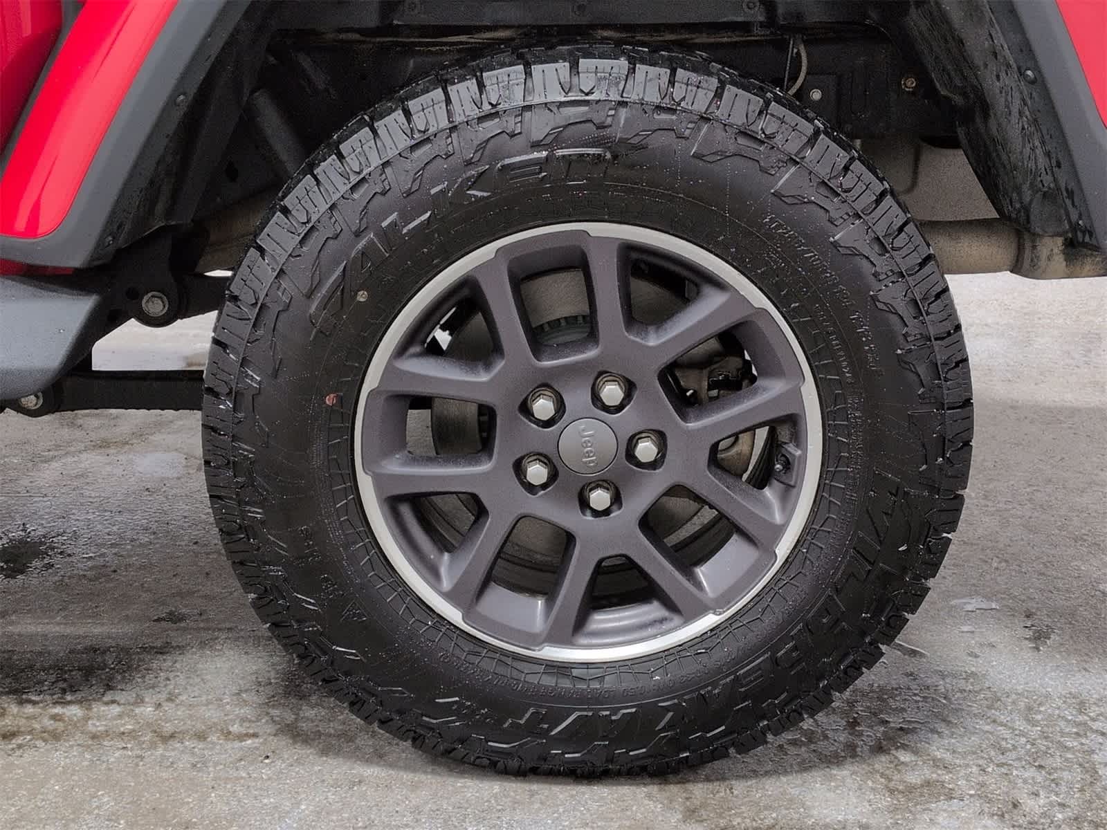 Thumbnail: 2021 Jeep Gladiator - 14