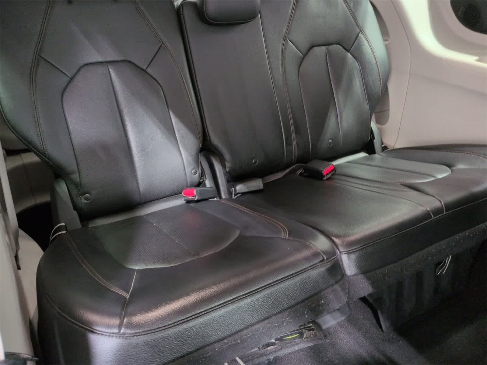 Thumbnail: 2017 Chrysler Pacifica - 39