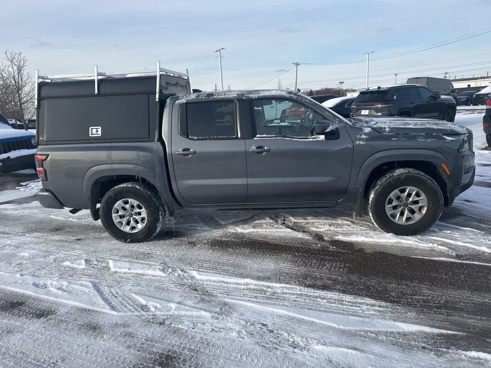 Thumbnail: 2024 Nissan Frontier - 9