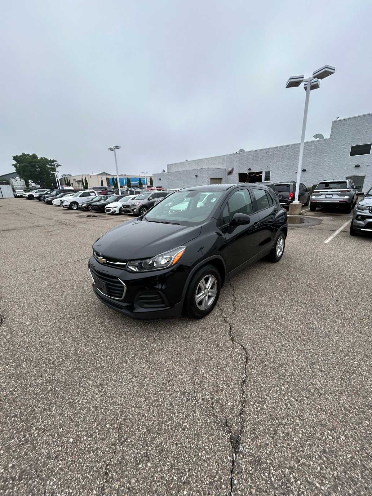2019 Chevrolet Trax LS -
                  Farmington Hills, MI
