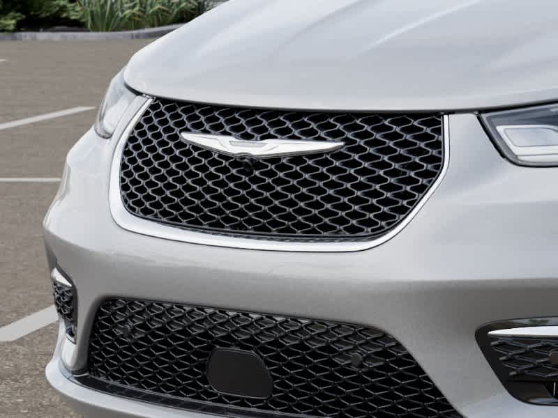 Thumbnail: 2026 Chrysler Pacifica - 11