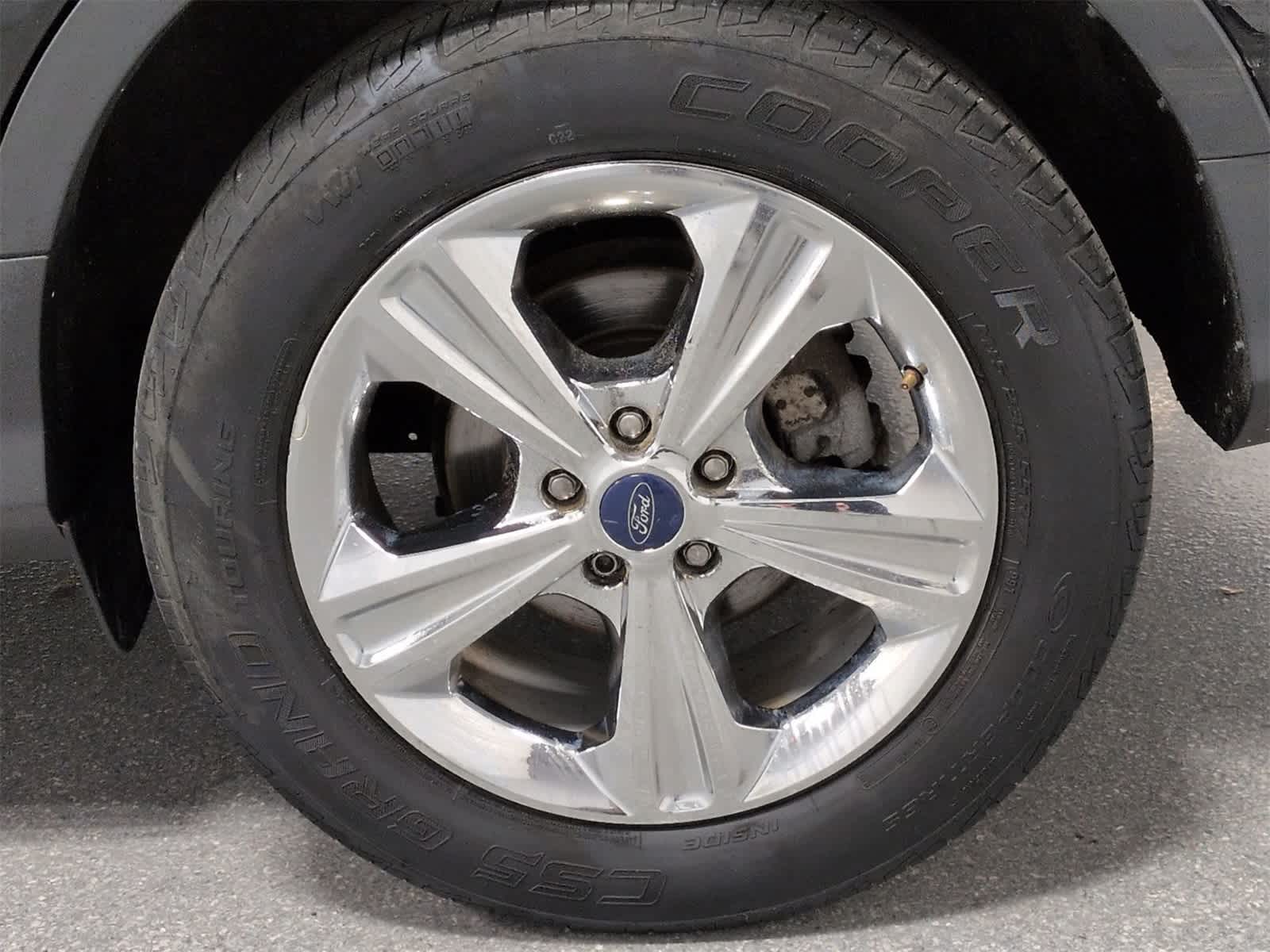 Thumbnail: 2016 Ford Escape - 14