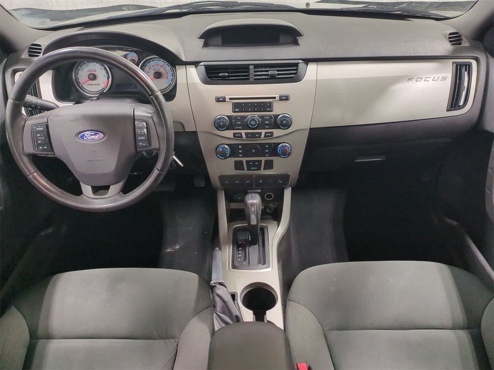 Thumbnail: 2010 Ford Focus - 15