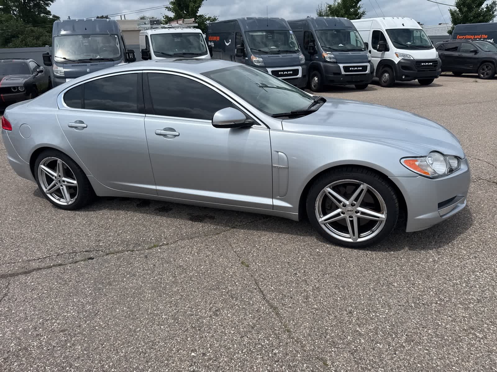 Thumbnail: 2011 Jaguar XF - 9