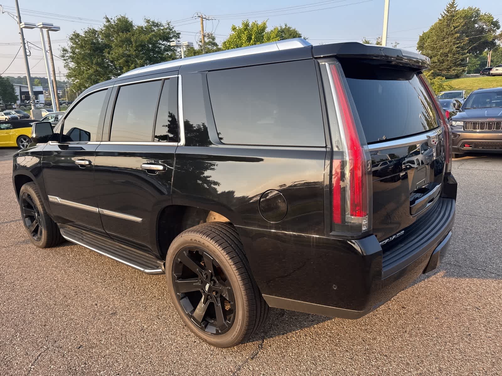 Thumbnail: 2018 Cadillac Escalade - 23