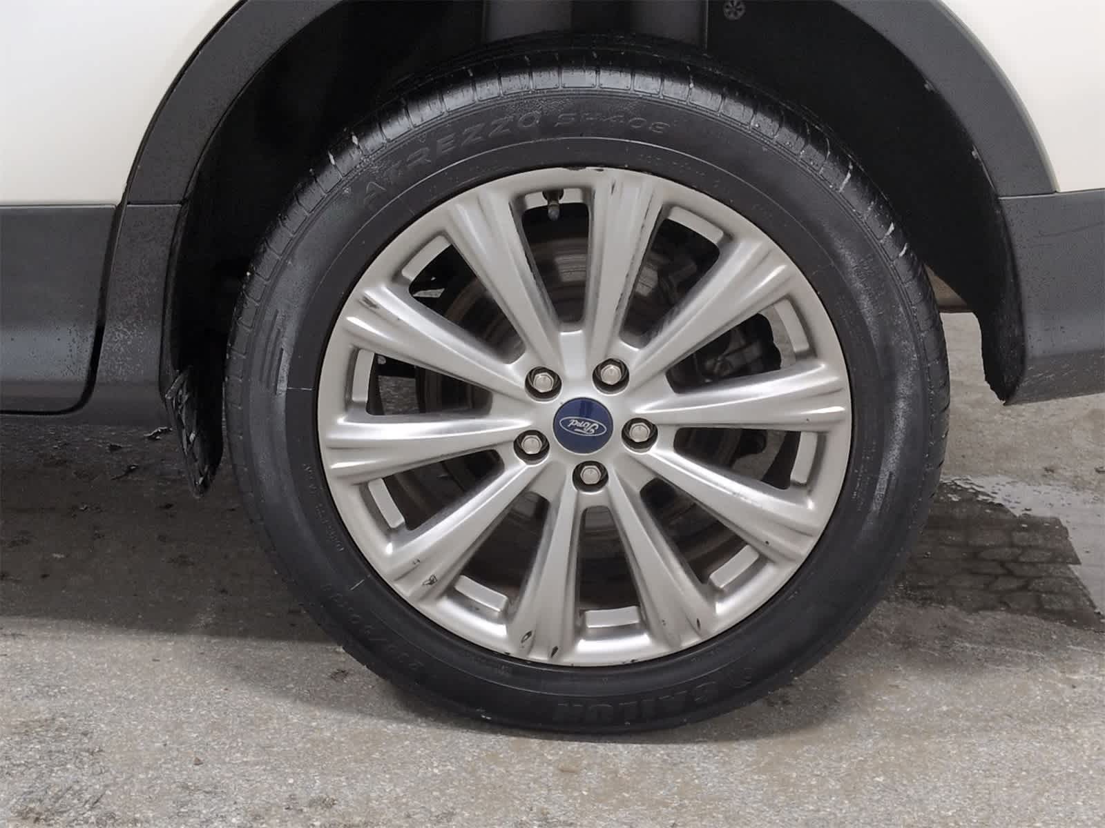 Thumbnail: 2018 Ford Escape - 14