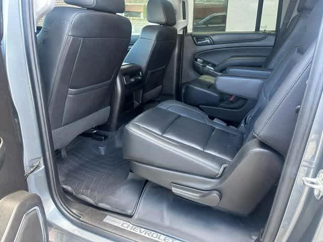 2019 Chevrolet Suburban LT 3