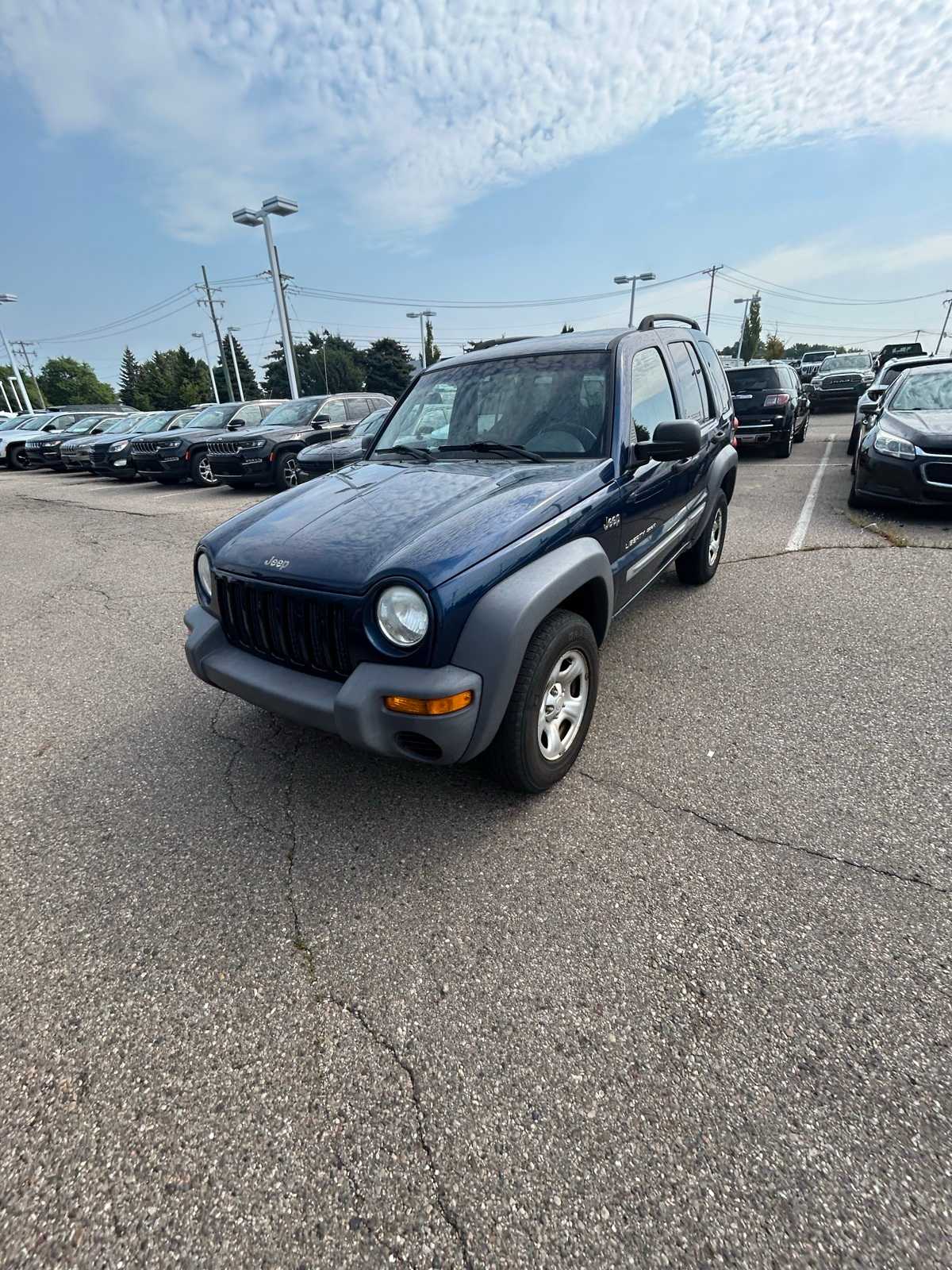 Thumbnail: 2002 Jeep Liberty - 3