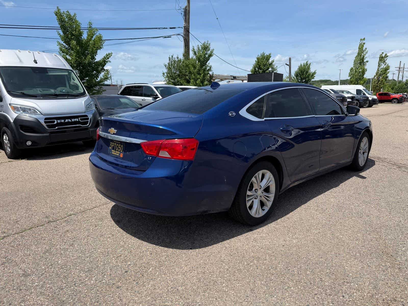 Thumbnail: 2014 Chevrolet Impala - 17