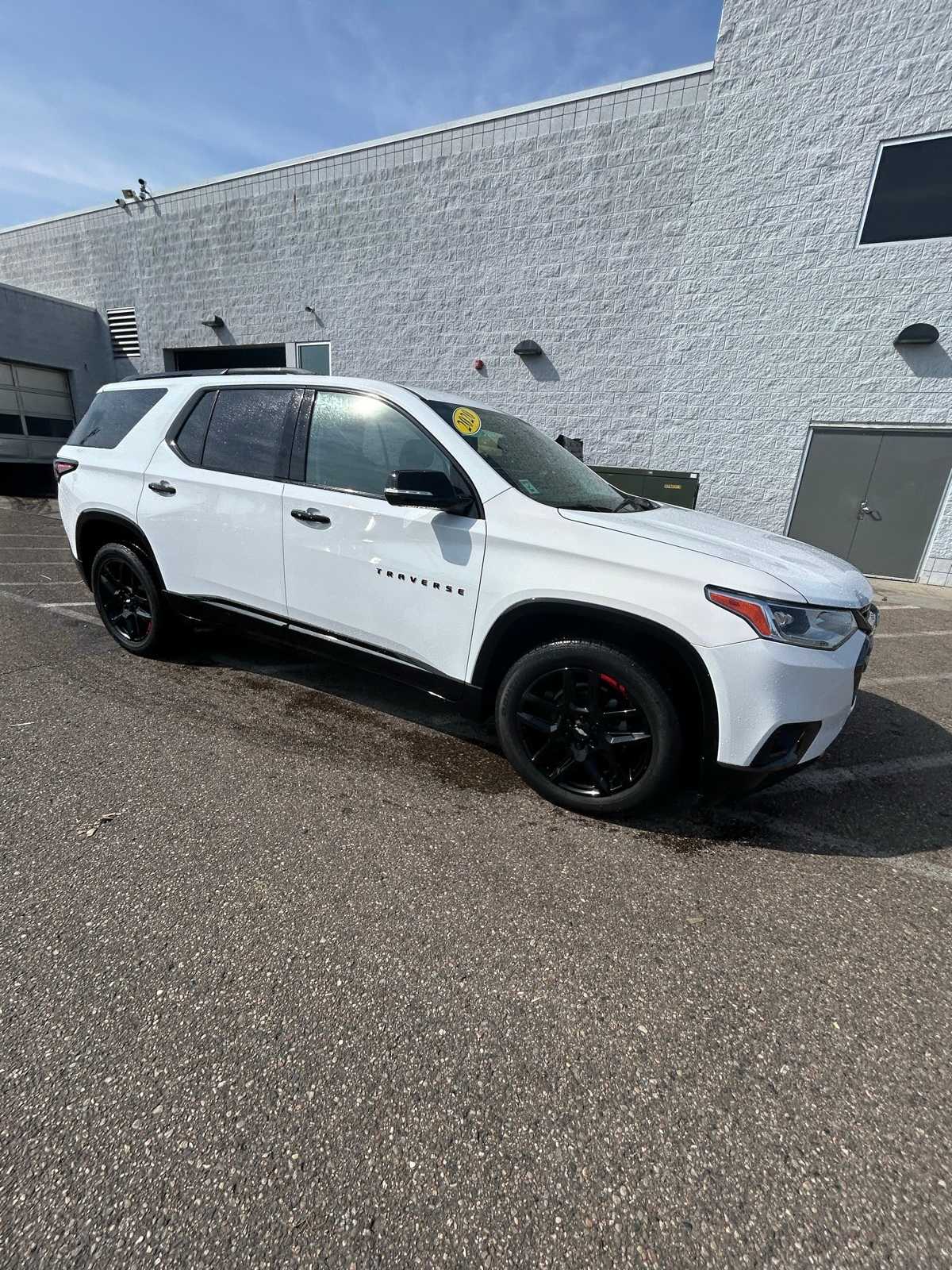Thumbnail: 2020 Chevrolet Traverse - 12