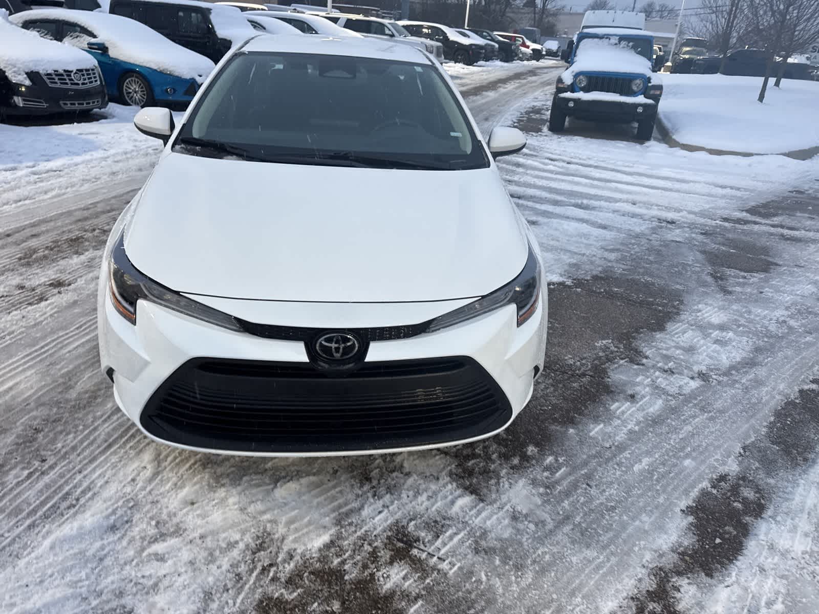 Thumbnail: 2025 Toyota Corolla - 4