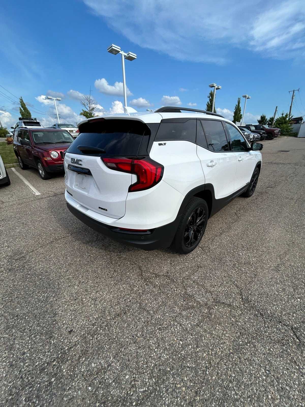 Thumbnail: 2019 GMC Terrain - 16