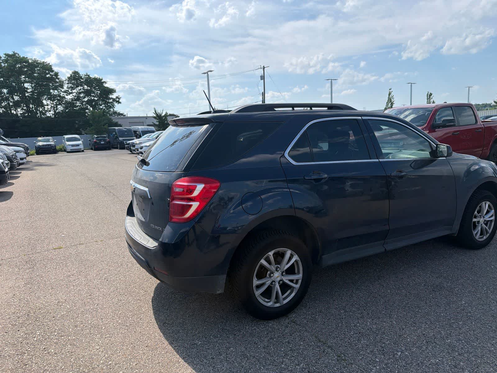 Thumbnail: 2016 Chevrolet Equinox - 18
