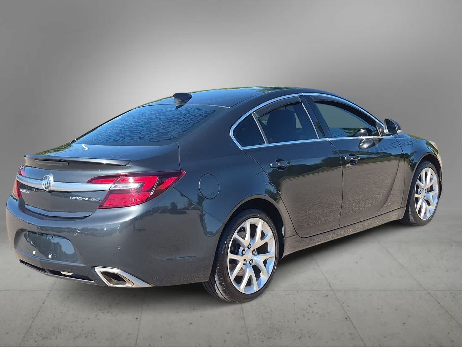 Thumbnail: 2016 Buick Regal - 8