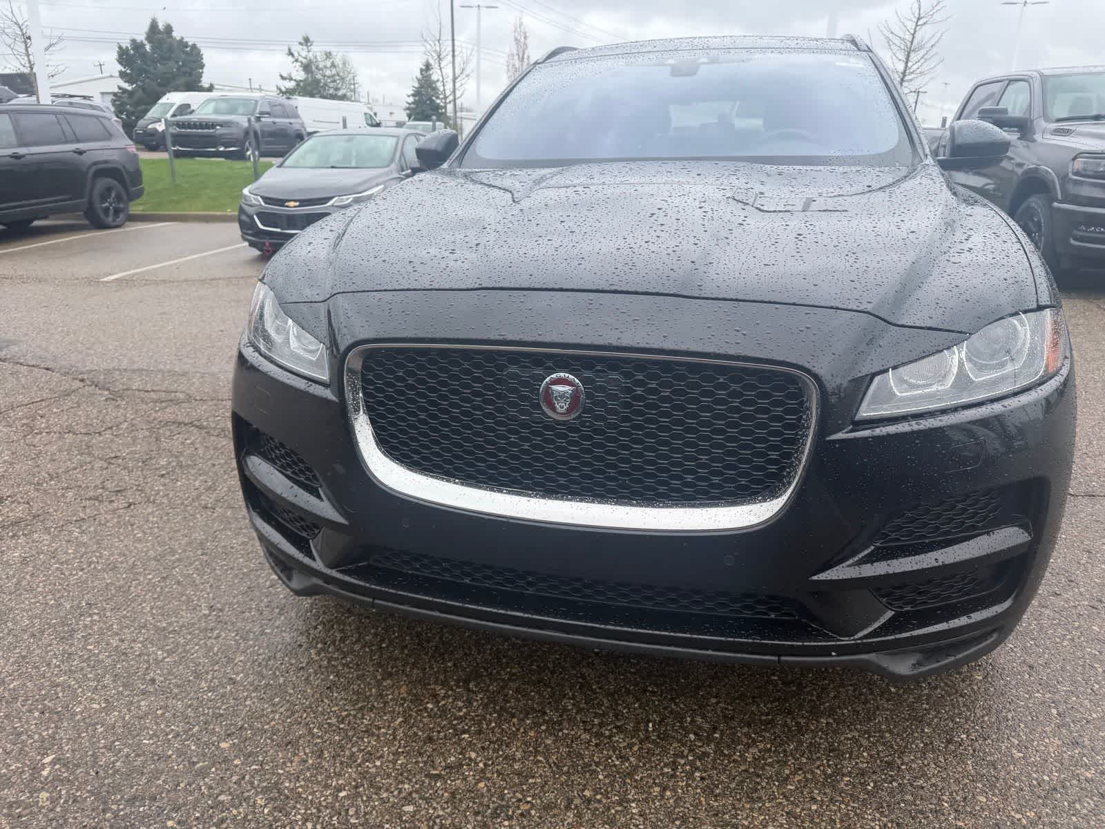Thumbnail: 2019 Jaguar F-Pace - 7