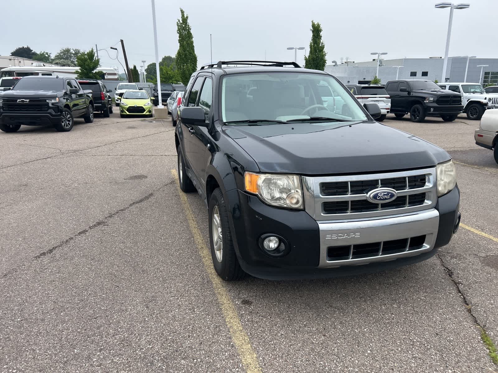 2008 Ford Escape  7
