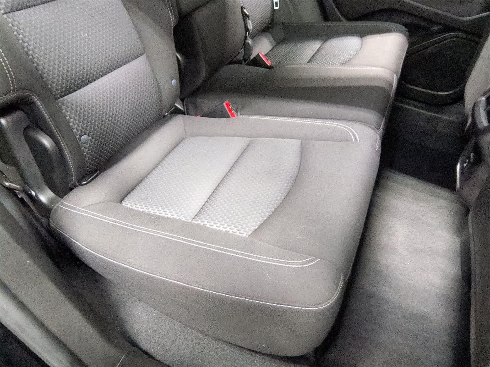 Thumbnail: 2022 GMC Terrain - 22