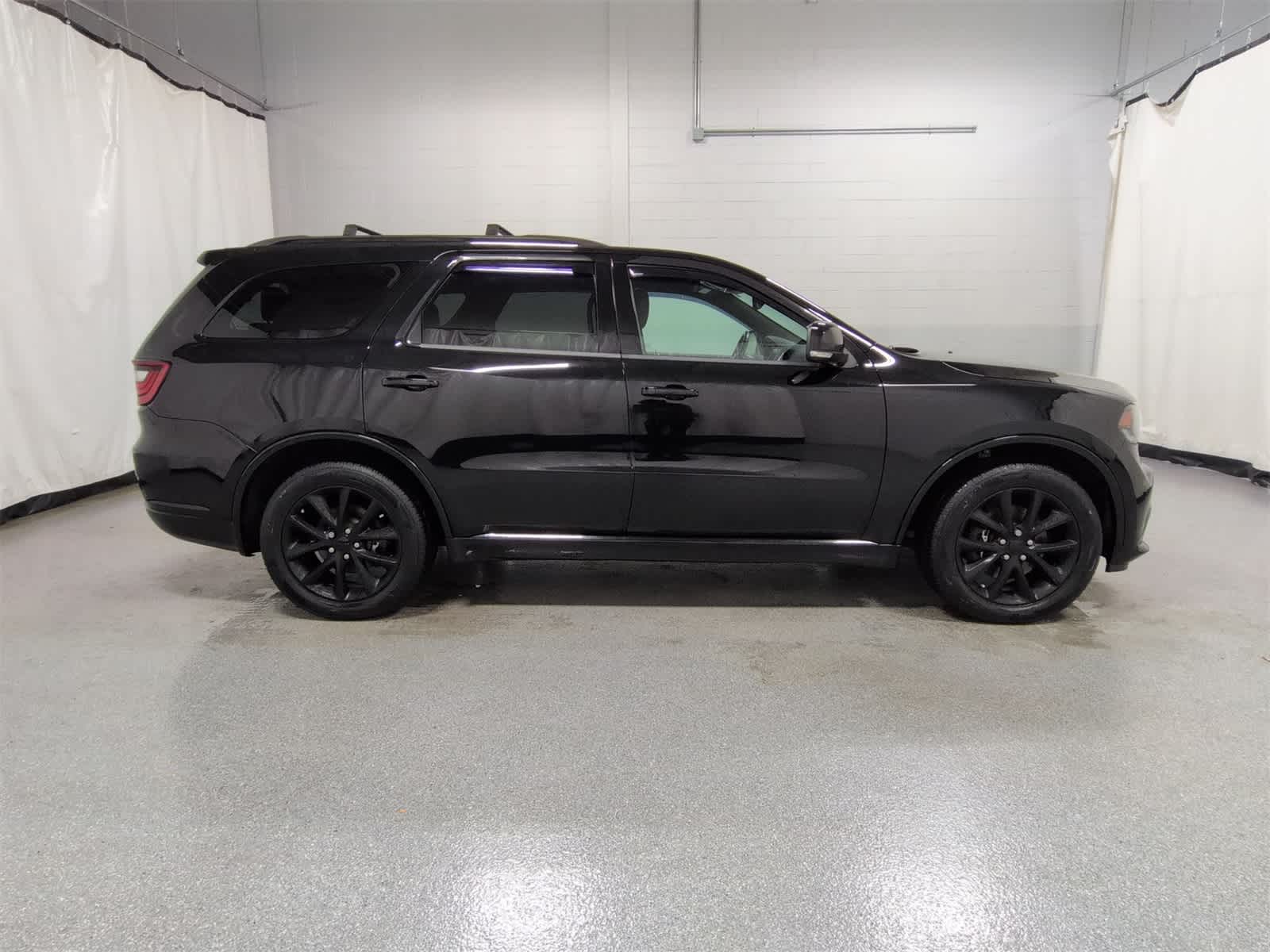 Thumbnail: 2017 Dodge Durango - 9