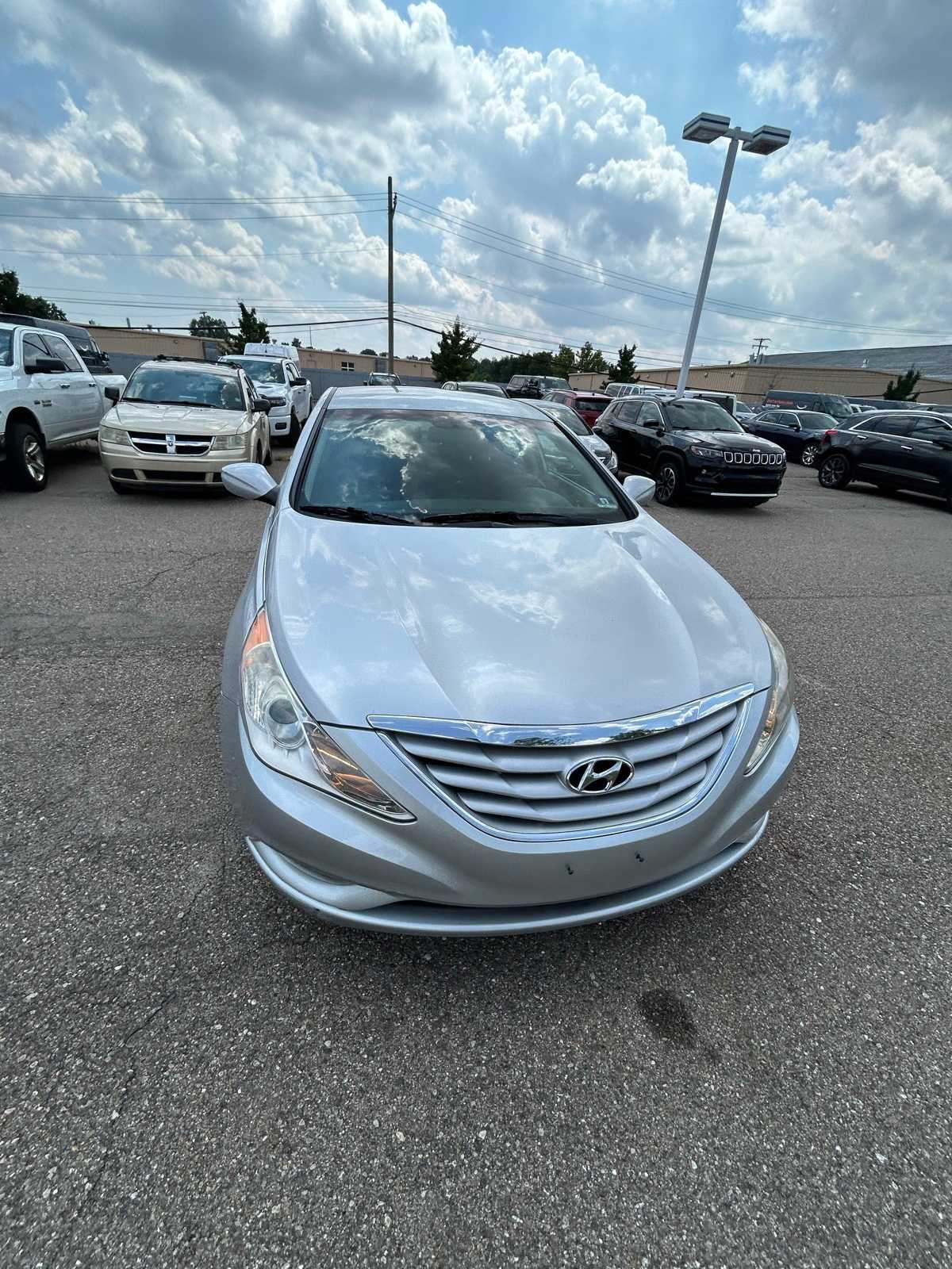 Thumbnail: 2013 Hyundai Sonata - 8