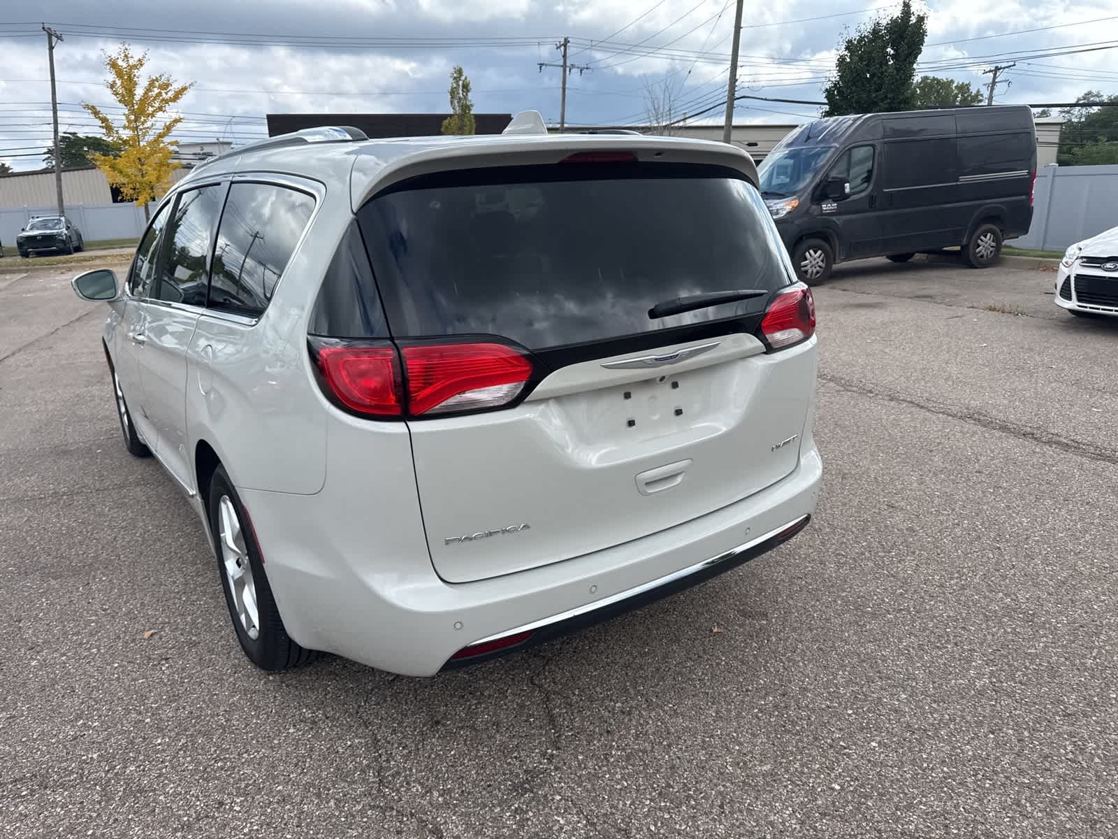 Thumbnail: 2020 Chrysler Pacifica - 23