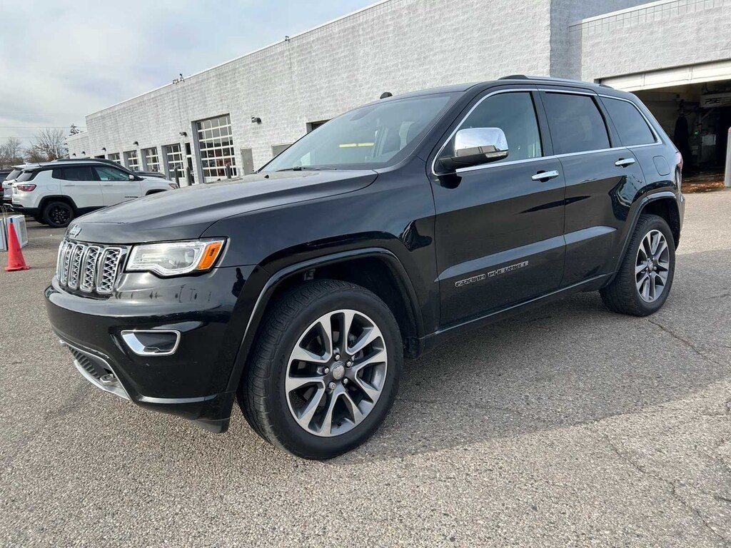 Used 2018 Jeep Grand Cherokee Overland SUV