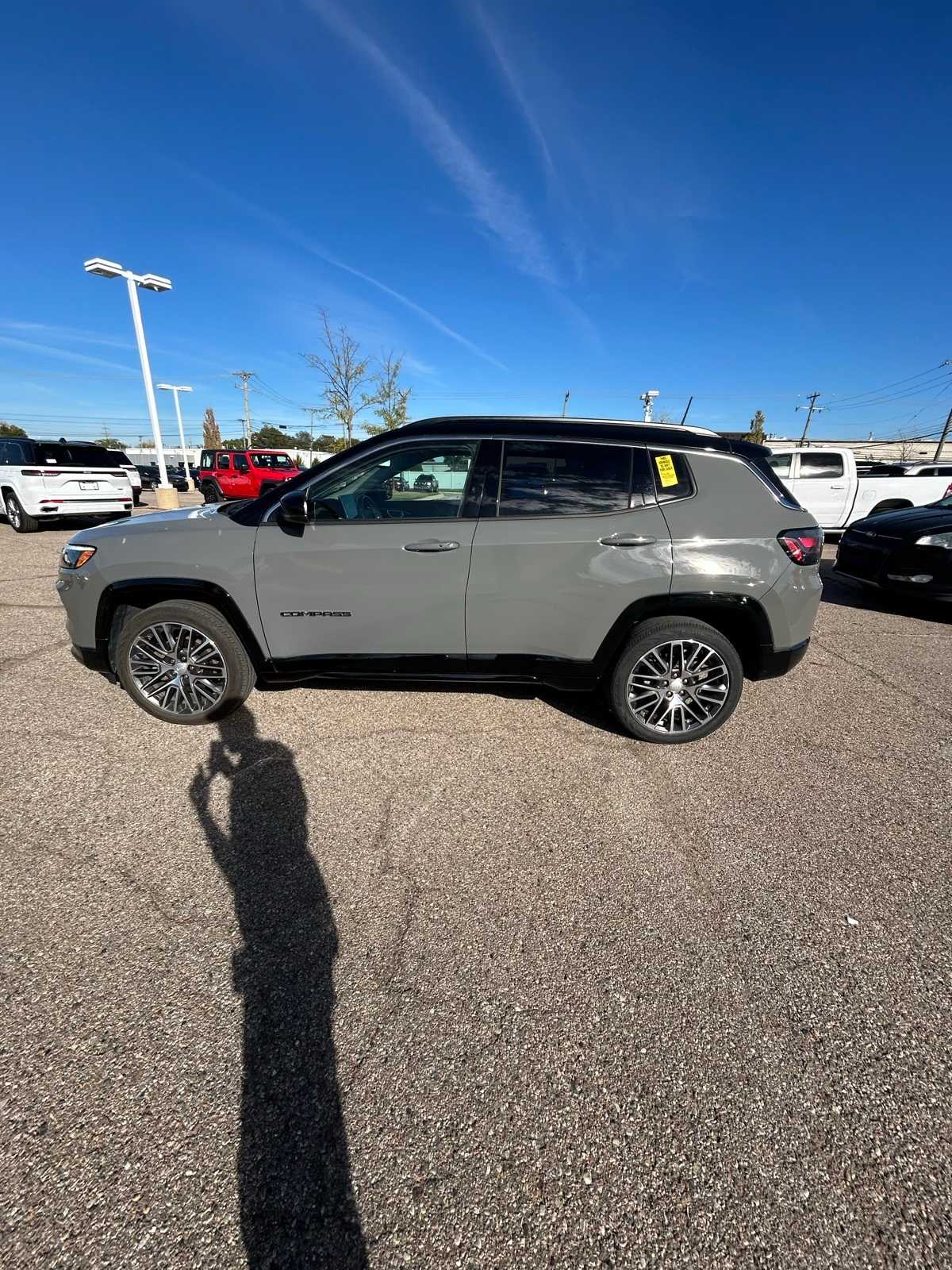 Thumbnail: 2022 Jeep Compass - 27