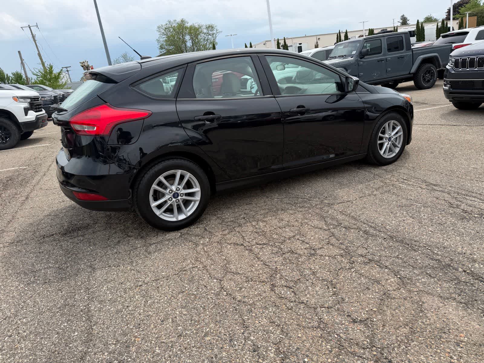 Thumbnail: 2018 Ford Focus - 16