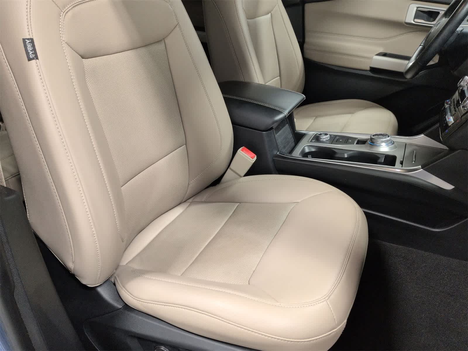 Thumbnail: 2021 Ford Explorer - 21