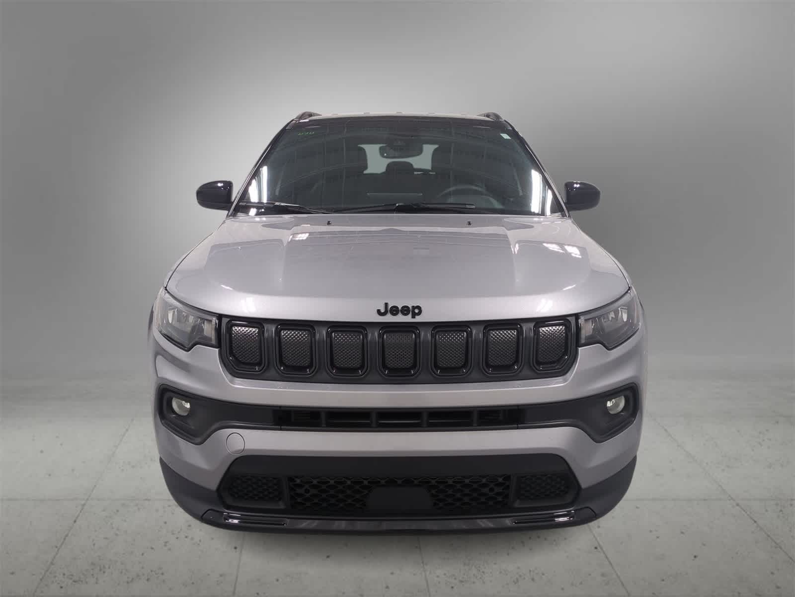 Thumbnail: 2022 Jeep Compass - 3